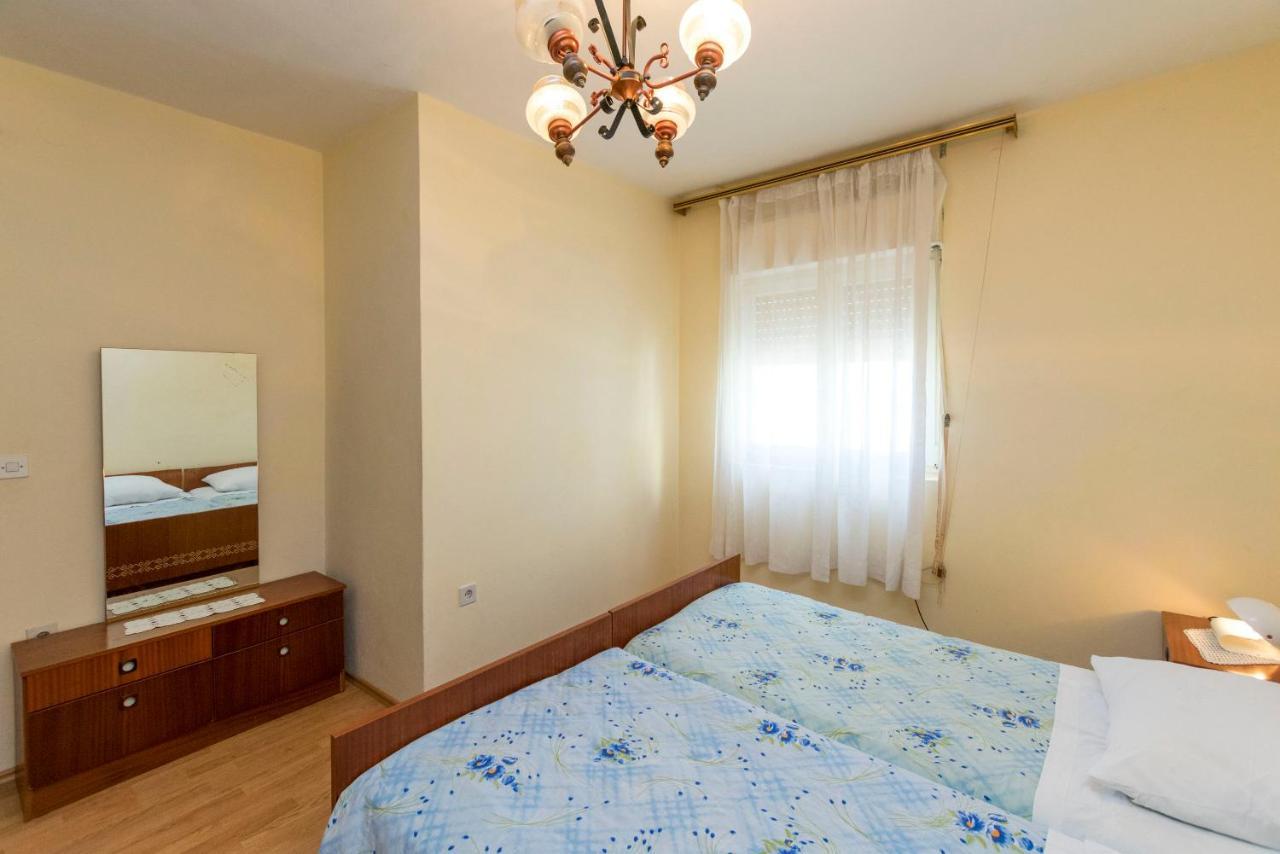 Apartment Lele Primošten Exterior foto